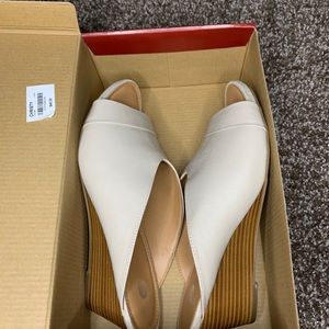 Dress Barn Beige Nude Wedge Heals